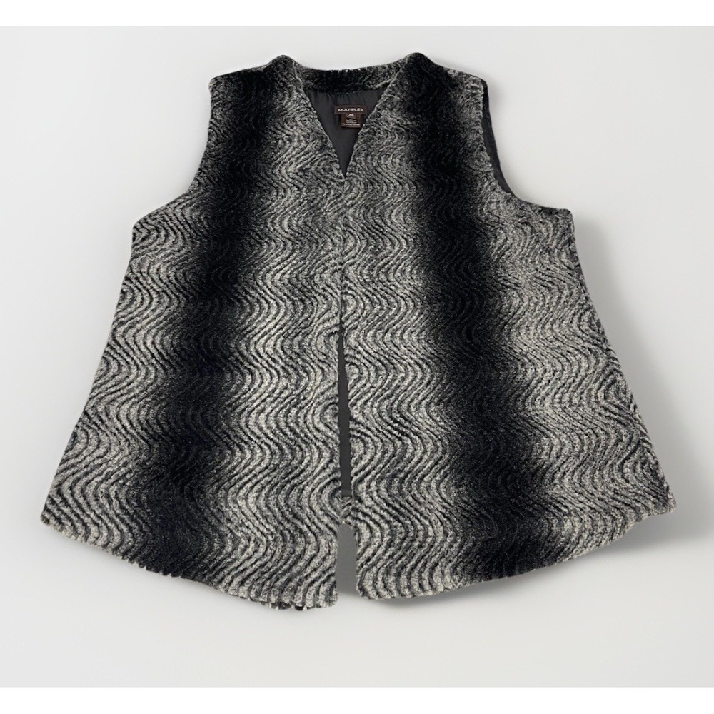 Multiples Animal Print Faux Fur Vest Women's Petite~Med.Edgy/ Modern/Chic Soft‎